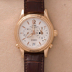 Oris Worldtimer Jules Verne