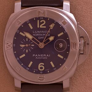 Panerai Luminor 44 GMT North Pole 