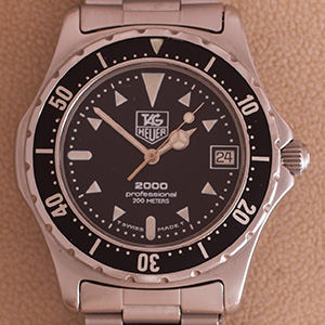 Tag Heuer Professional 2000 