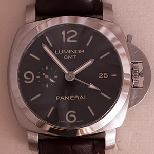 Panerai Luminor 1950 3 days GMT 