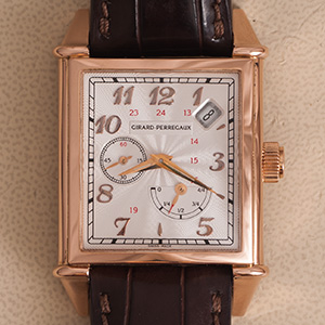 Girard-Perregaux Vintage 1945 Power Reserve 